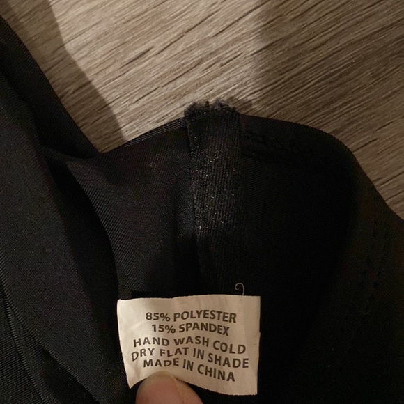 Black XL bikini top with metal clasp and hardware, adjustable straps, EUC - Picture 5 of 9